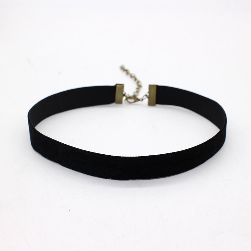 Velvet Choker