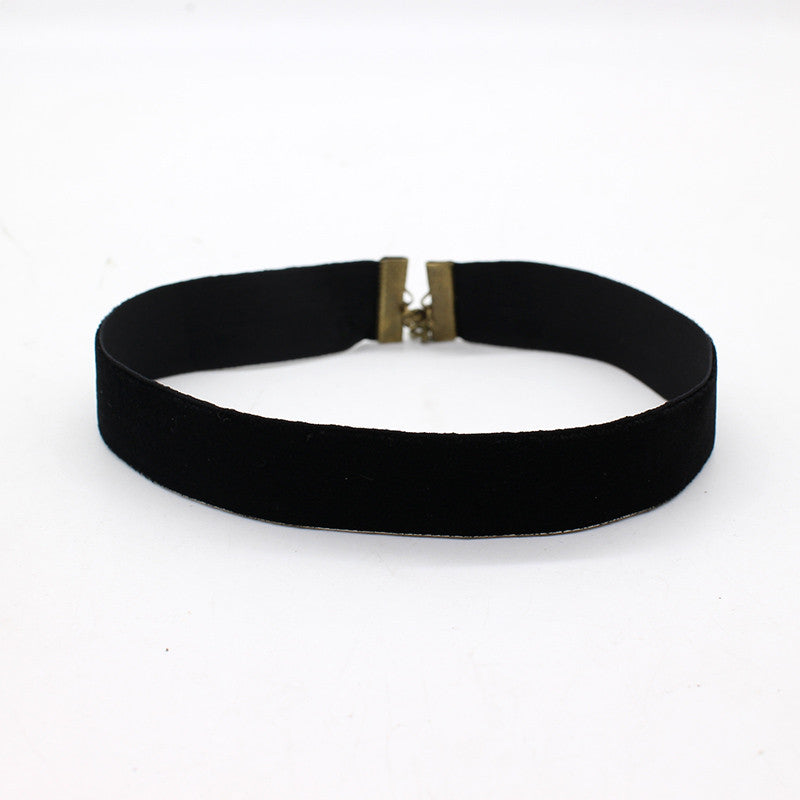 Velvet Choker