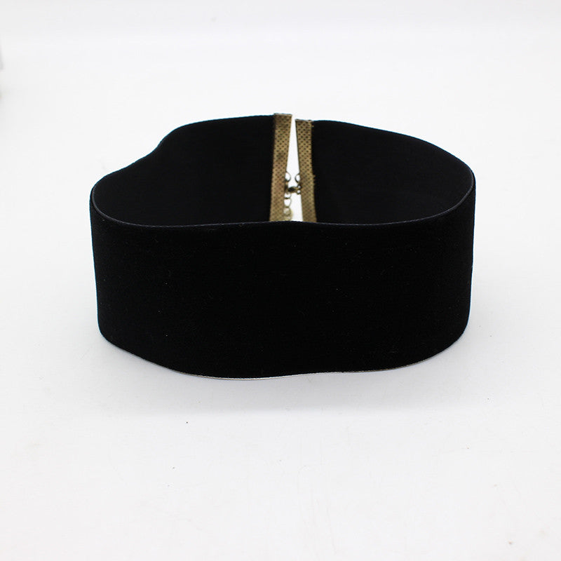 Velvet Choker