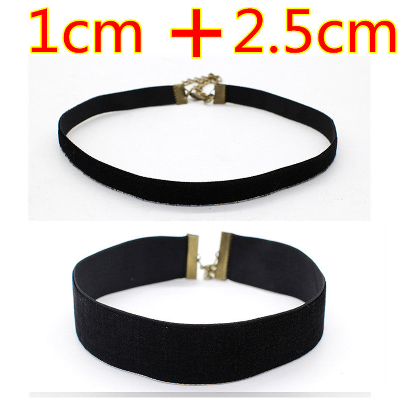 Velvet Choker