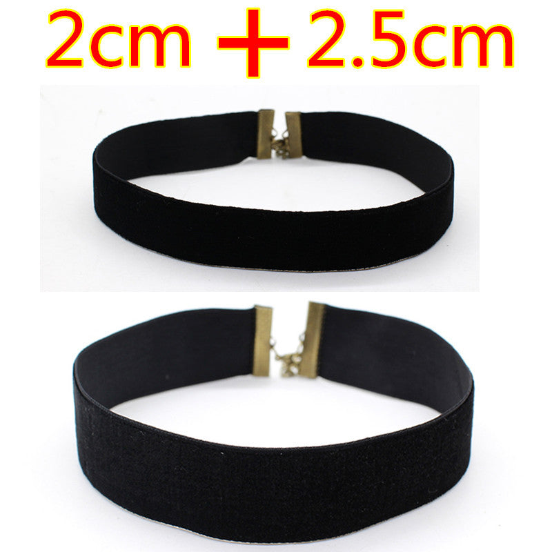 Velvet Choker