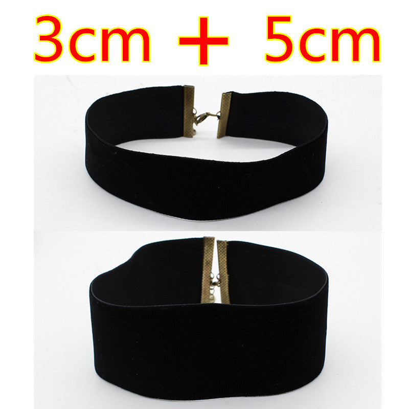 Velvet Choker